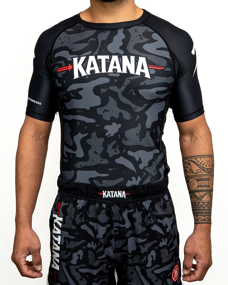 BATTLE Rash Guard
