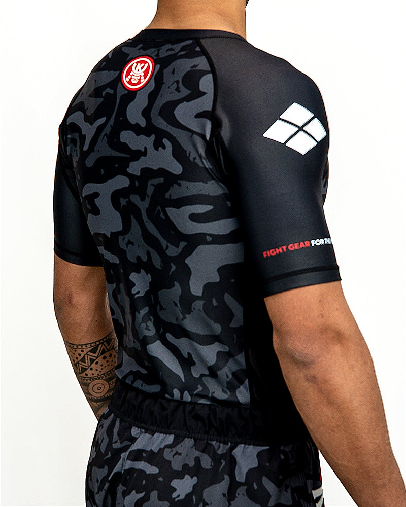 BATTLE Rash Guard
